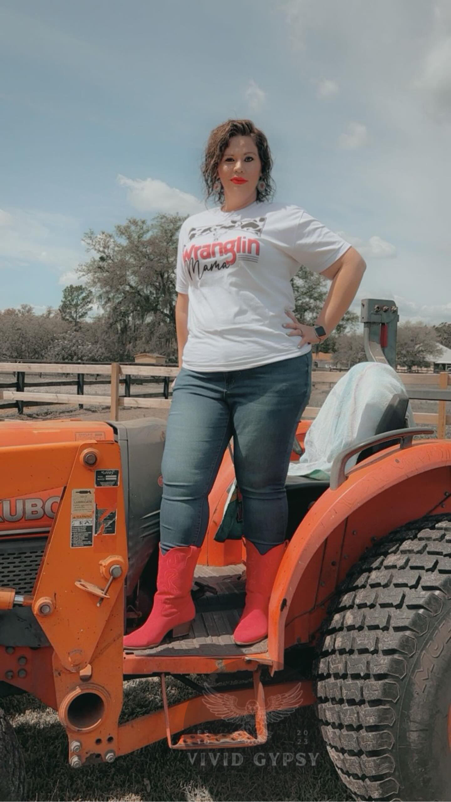 Wranglin’ Mama - T-Shirt