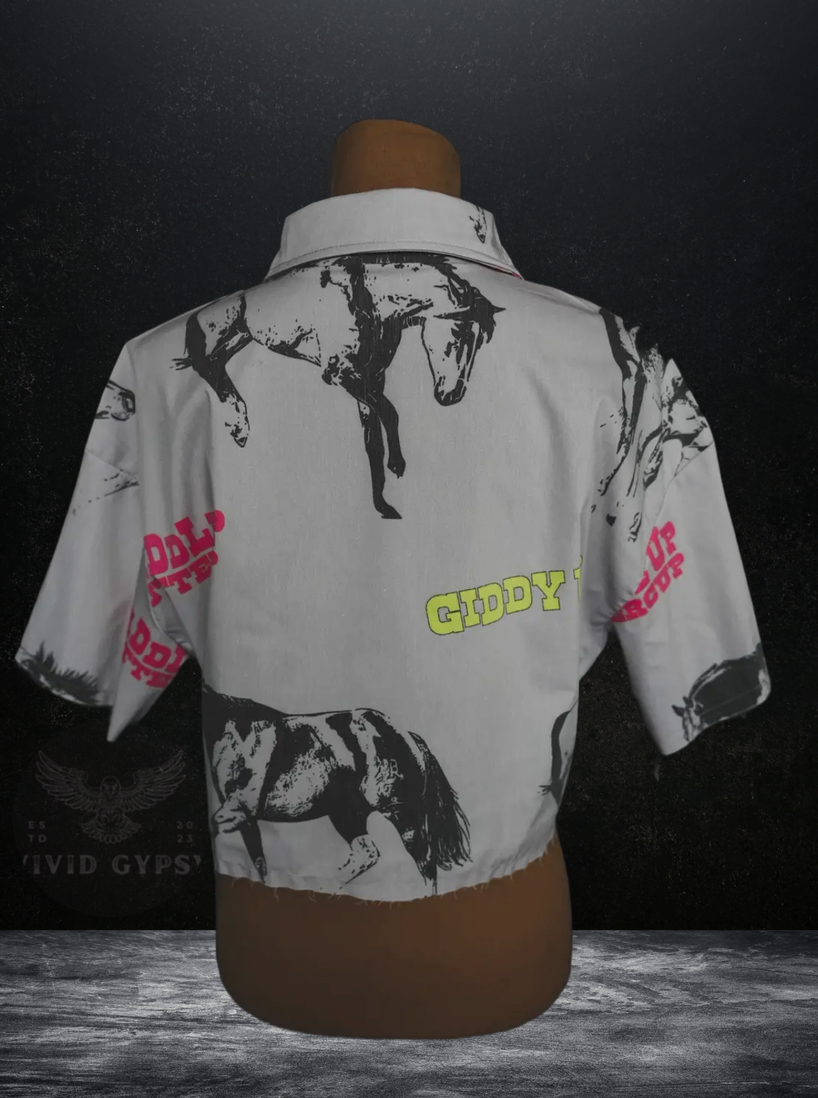 Giddy Up Crop